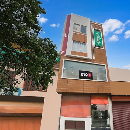 Hotel O S Grand Prayagraj Ngoại thất bức ảnh