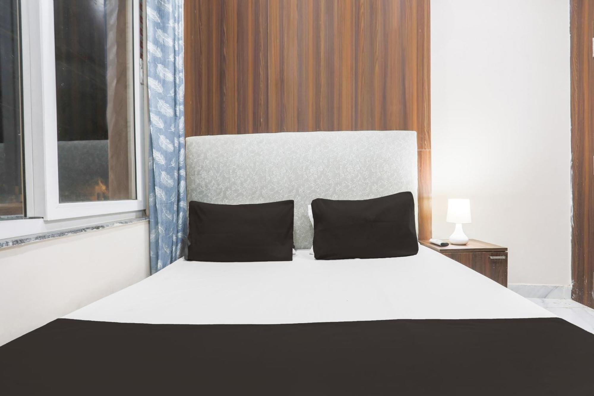 Hotel O S Grand Prayagraj Ngoại thất bức ảnh